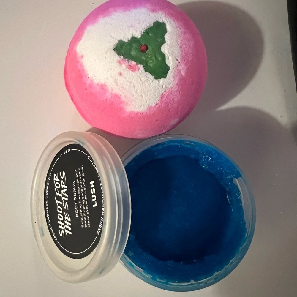 Lush Bundle Shoot For The Stars Scrub+Sweet Pudding Bath Bomb SOLD OUT